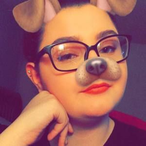 Meet your Posher, Corina